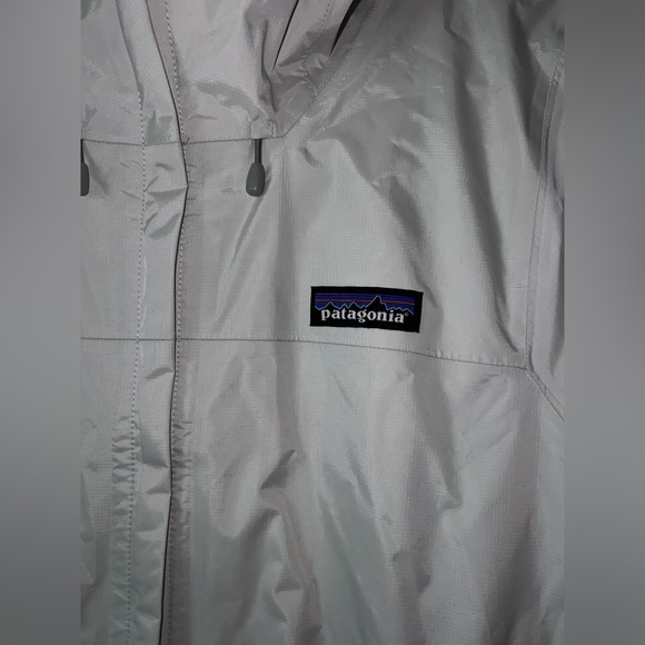 Women’s Patagonia jacket - Picture 2 of 4